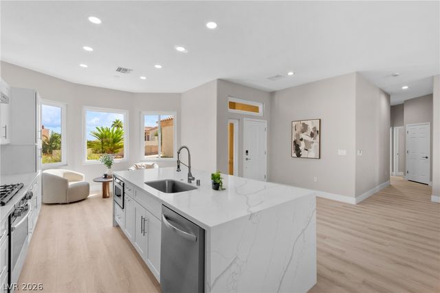 10404 Back Plains Drive, Las Vegas, NV 89134