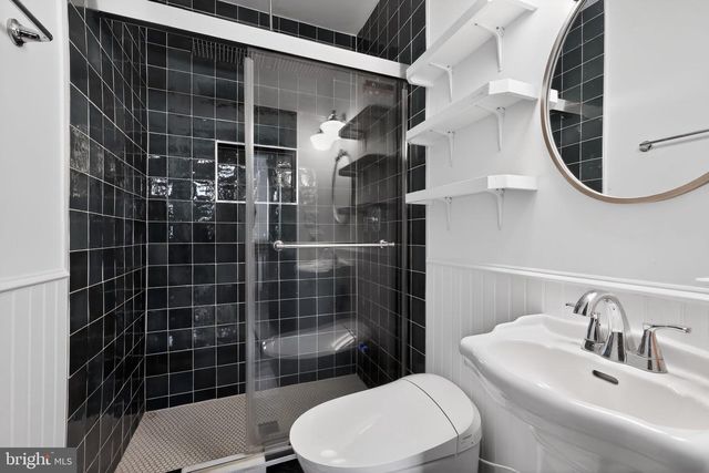 123 XENIA ST SE, Washington, DC 20032