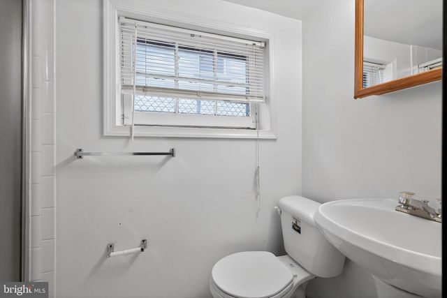 123 XENIA ST SE, Washington, DC 20032