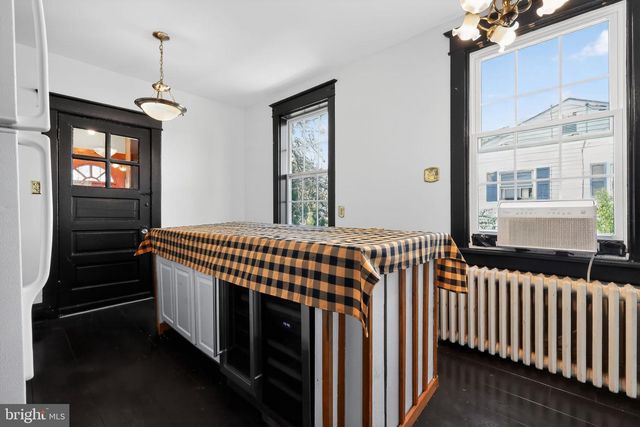 123 XENIA ST SE, Washington, DC 20032