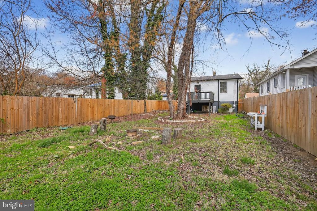 123 XENIA ST SE, Washington, DC 20032