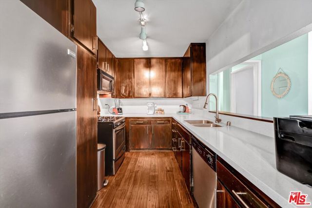 9005 Cynthia Street 102, West Hollywood, CA 90069