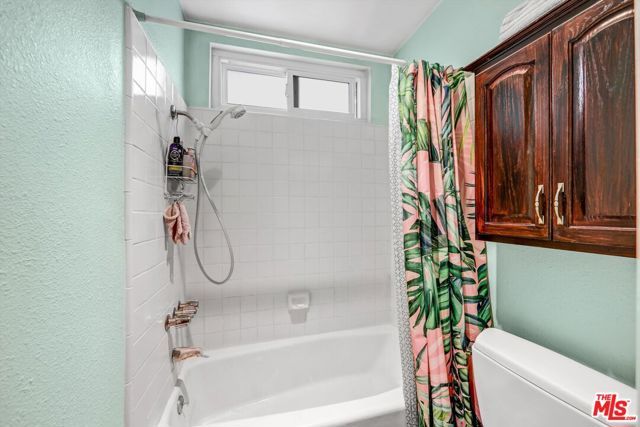 9005 Cynthia Street 102, West Hollywood, CA 90069