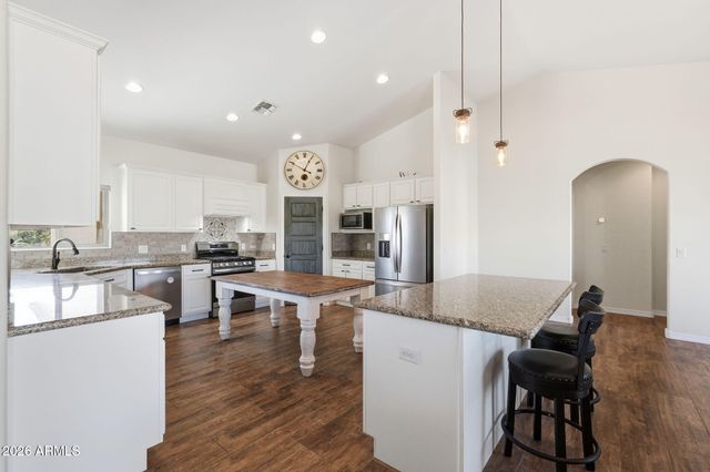 10276 W MUSTANG Drive, Casa Grande, AZ 85194