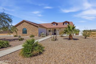 10276 W MUSTANG Drive, Casa Grande, AZ 85194
