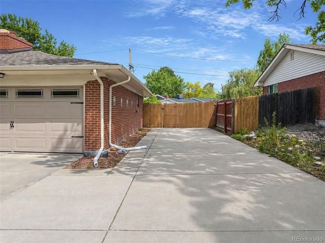 3250 Nelson Street, Wheat Ridge, CO 80033