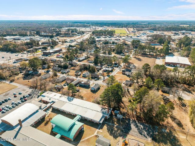 210 Faulk Street, Williamston, NC 27892