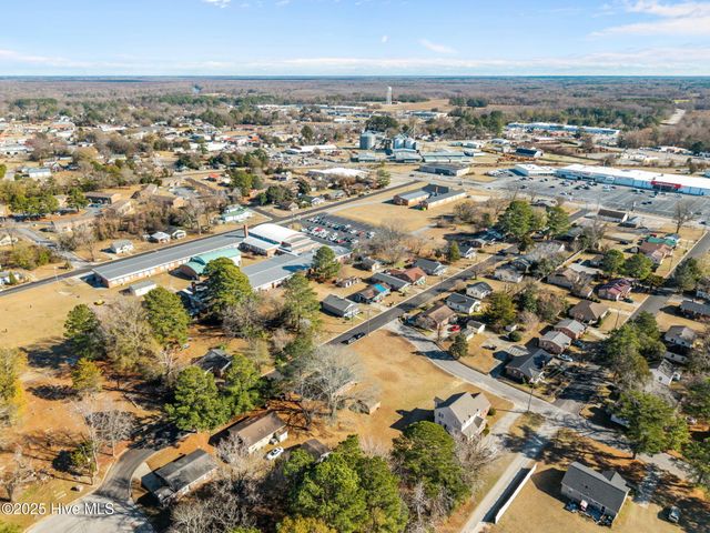 210 Faulk Street, Williamston, NC 27892