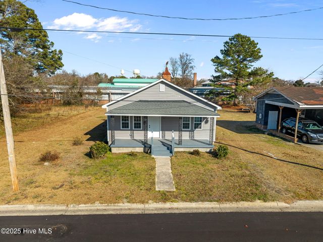210 Faulk Street, Williamston, NC 27892