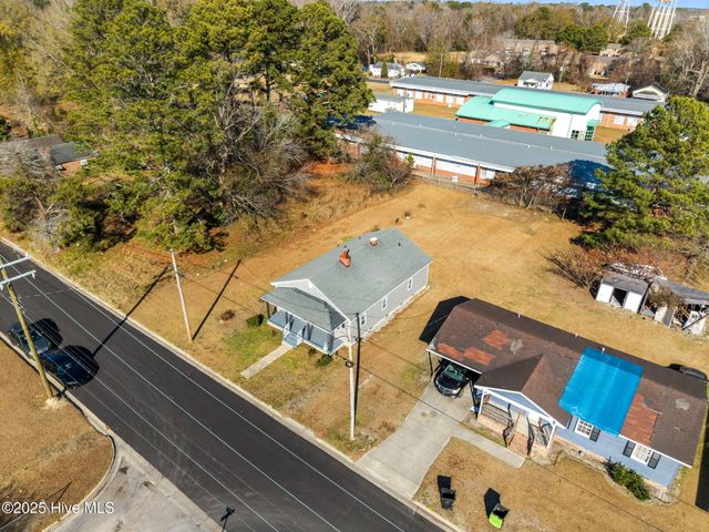 210 Faulk Street, Williamston, NC 27892