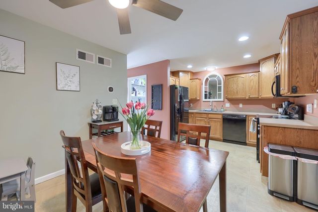 206 SABLE DR, Marietta, PA 17547