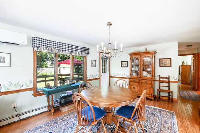 86 Sadys Lane, Falmouth, MA 02536
