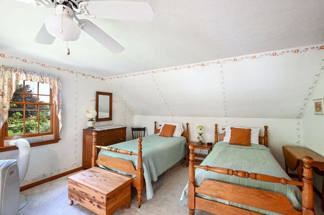 86 Sadys Lane, Falmouth, MA 02536
