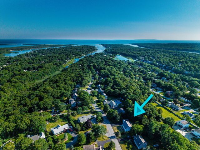 86 Sadys Lane, Falmouth, MA 02536