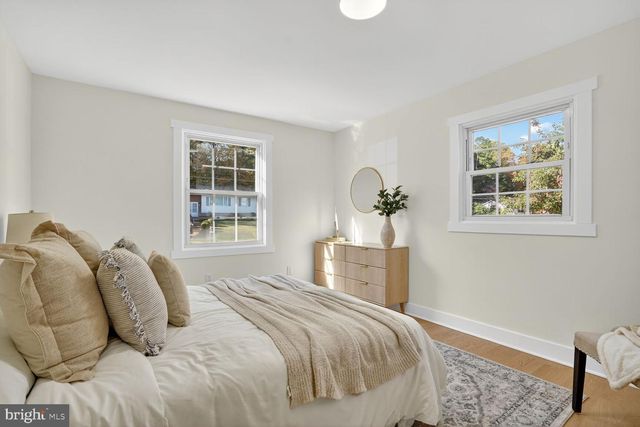 8915 SYLVANIA ST, Lorton, VA 22079