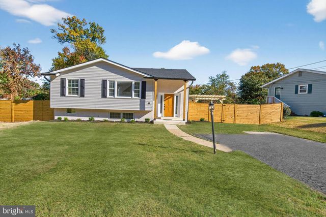 8915 SYLVANIA ST, Lorton, VA 22079