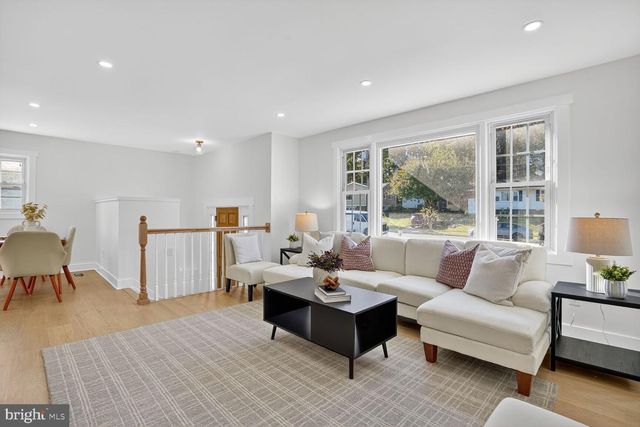 8915 SYLVANIA ST, Lorton, VA 22079