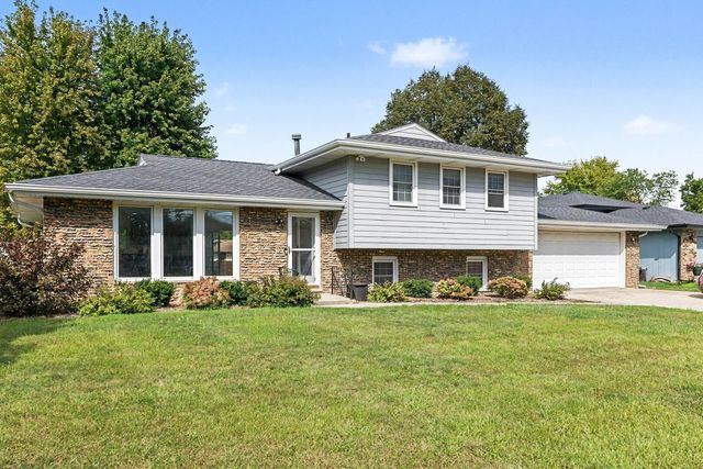 524 Dogwood Court, Joliet, IL 60431