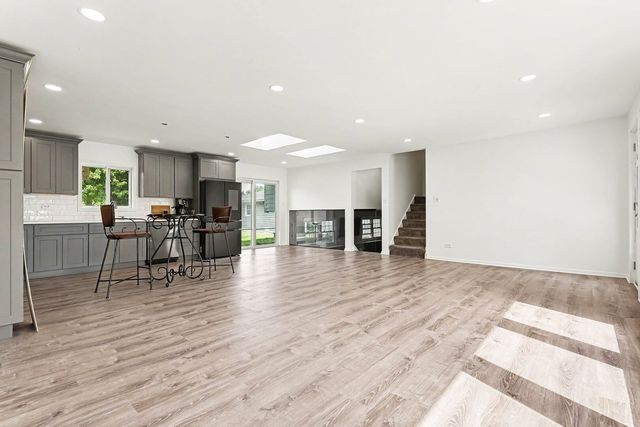 524 Dogwood Court, Joliet, IL 60431