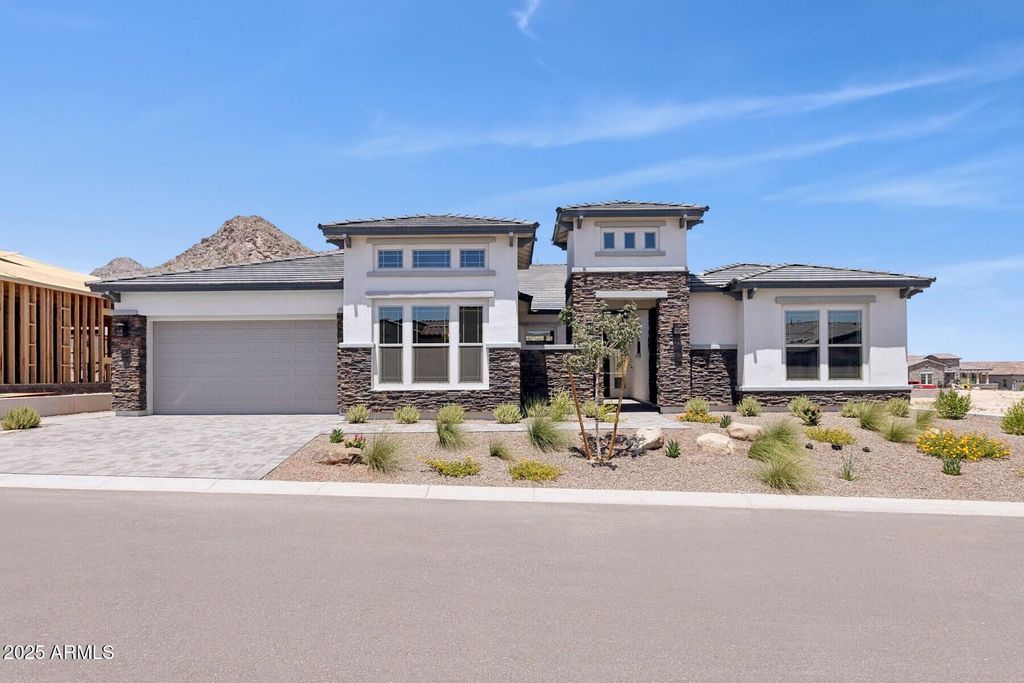 20808 W SAN MIGUEL Avenue, Buckeye, AZ 85396