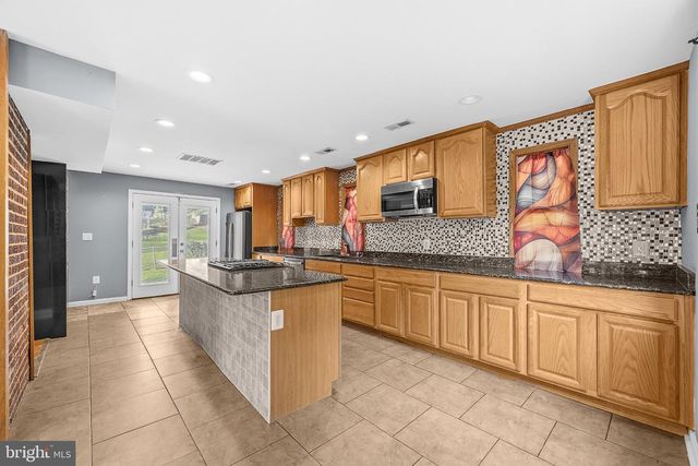 2420 59TH, Cheverly, MD 20785