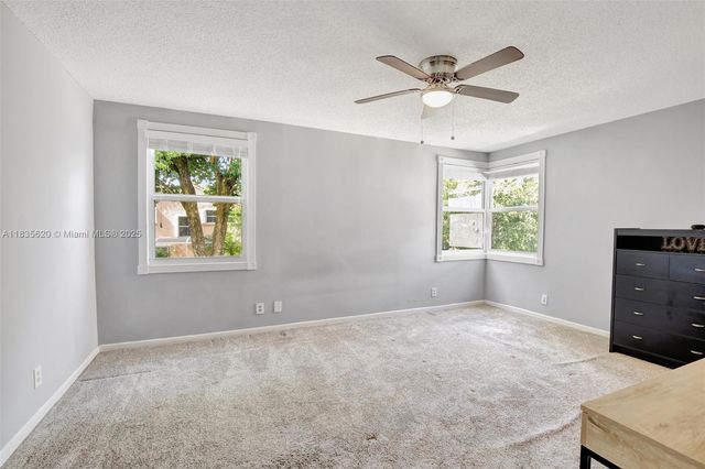 10948 NW 12th Ct, Plantation, FL 33322