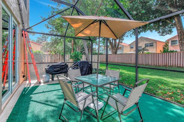 10948 NW 12th Ct, Plantation, FL 33322