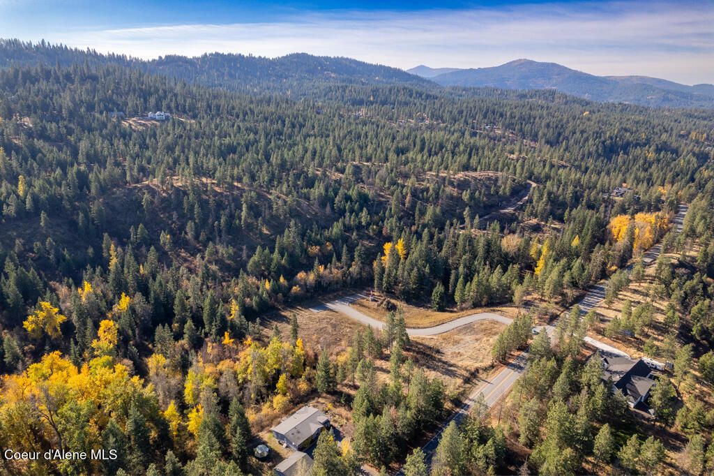 NKA Riverview Dr, Coeur D'alene, ID 83814