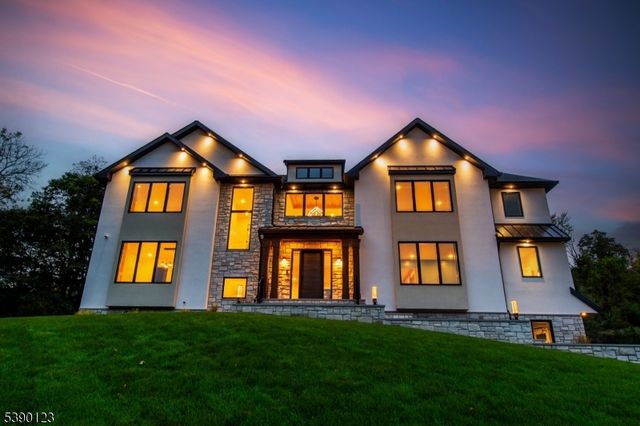 1 Philips Ln A, Denville Twp., NJ 07834