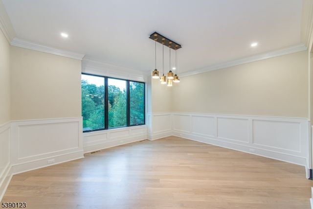 1 Philips Ln A, Denville Twp., NJ 07834