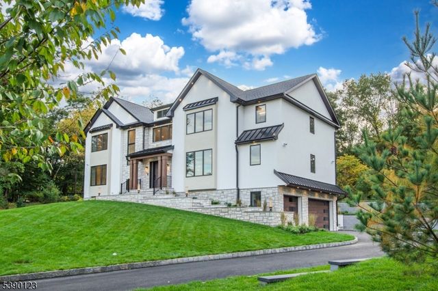 1 Philips Ln A, Denville Twp., NJ 07834