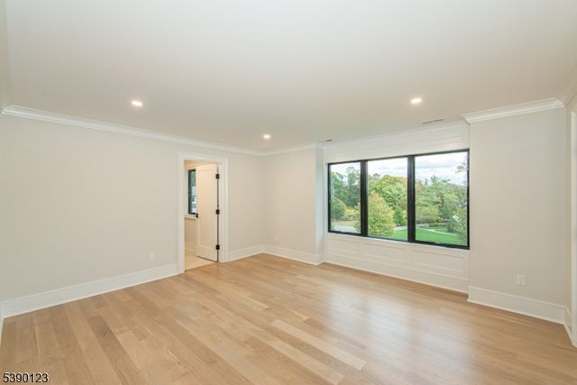 1 Philips Ln A, Denville Twp., NJ 07834