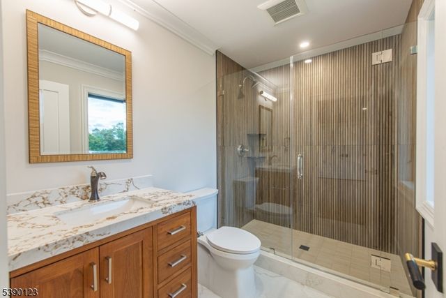 1 Philips Ln A, Denville Twp., NJ 07834