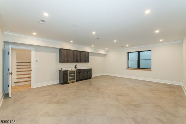 1 Philips Ln A, Denville Twp., NJ 07834