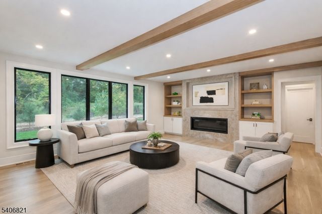 1 Philips Ln A, Denville Twp., NJ 07834