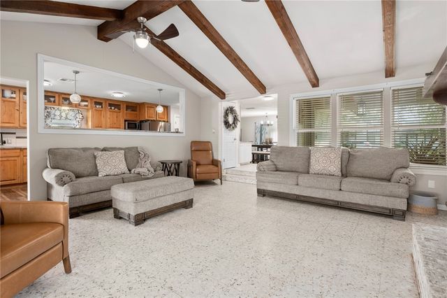 1518 Kenwood Dr, Aransas Pass, TX 78336