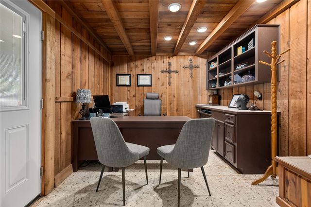 1518 Kenwood Dr, Aransas Pass, TX 78336