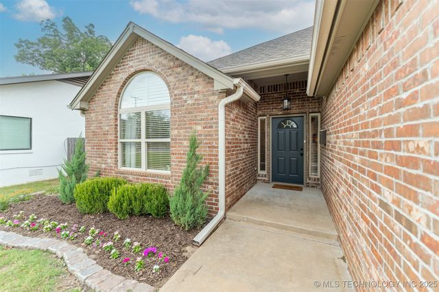 5011 E 33rd Street, Tulsa, OK 74135
