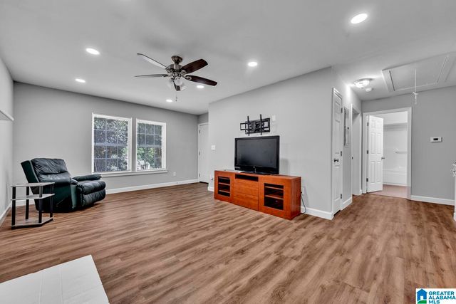 990 BLUFF STREET, Bessemer, AL 35020
