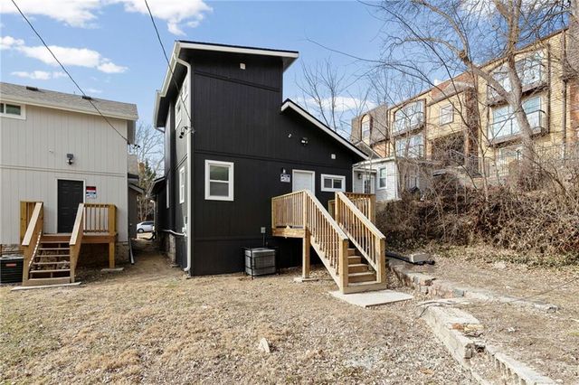 4515 Jarboe Street, Kansas City, MO 64111