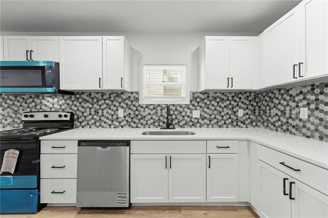 4515 Jarboe Street, Kansas City, MO 64111