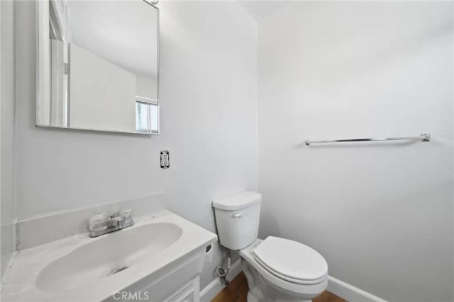202 E Clifton 3, Anaheim, CA 92805