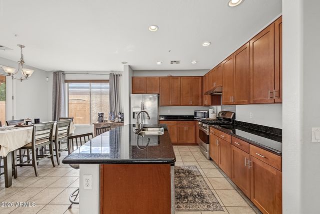 7379 W PALO BREA Lane, Peoria, AZ 85383