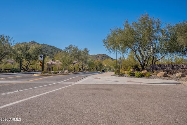 7379 W PALO BREA Lane, Peoria, AZ 85383
