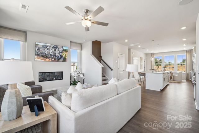 3008 Rexton Lane, Charlotte, NC 28262