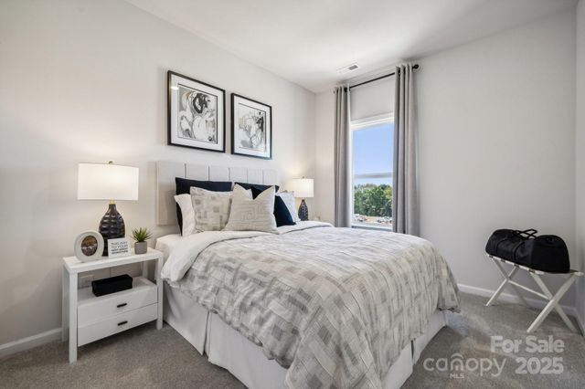 3008 Rexton Lane, Charlotte, NC 28262