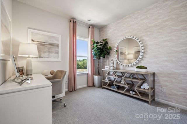 3008 Rexton Lane, Charlotte, NC 28262