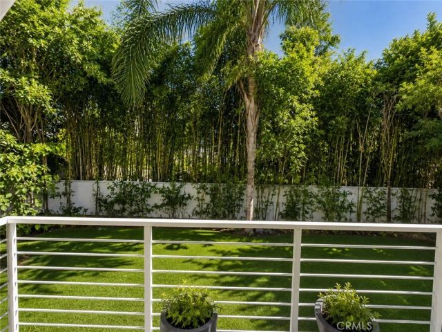 14721 Valley Vista, Sherman Oaks, CA 91403