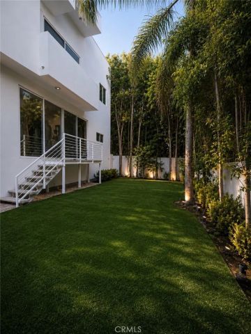 14721 Valley Vista, Sherman Oaks, CA 91403