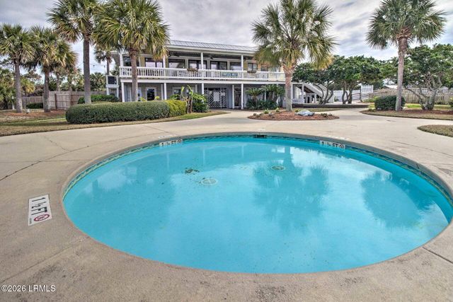 3 Cedar Reef Dr Unit E106, Harbor Island, SC 29920